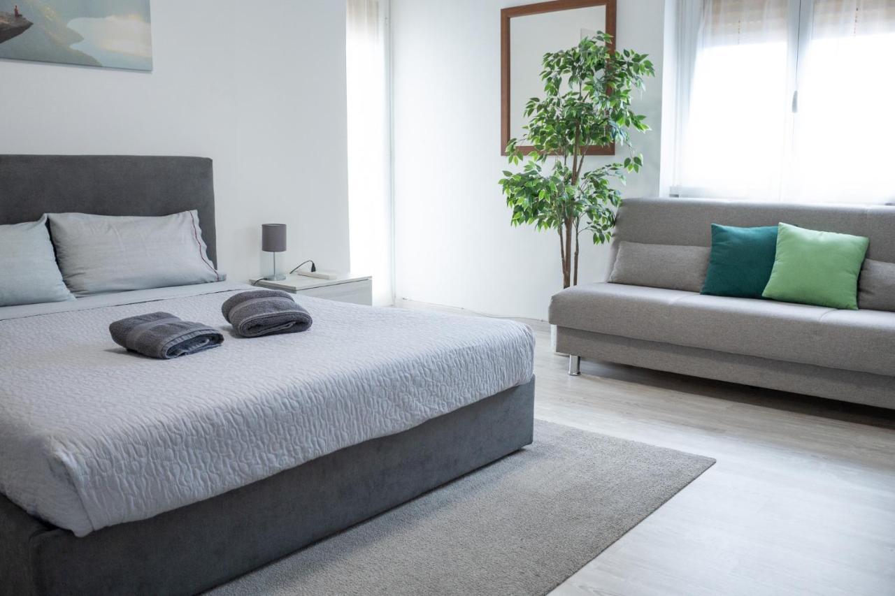 Nonna Pina Guest House Moderno Appartamento Vicino Metro AWifi,Netflix Roma Ngoại thất bức ảnh